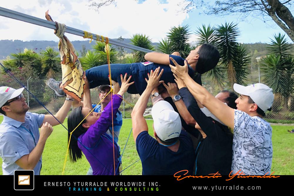 Team Building LATAM | Taller de Trabajo en Equipo para Empresas