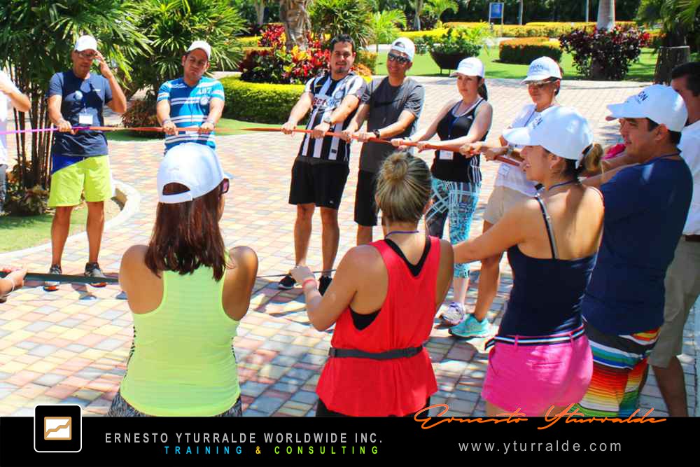 Talleres Outdoor Corporativos | Aprendizaje Experiencial LATAM